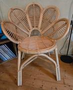 2x Rotan Lotus/Bloem Stoelen, Huis en Inrichting, Stoelen, Ophalen, Twee, Overige kleuren, Riet of Rotan