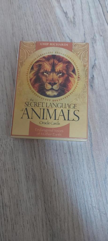 Secret Language of Animals Orakel Kaarten, Boeken, Esoterie en Spiritualiteit, Zo goed als nieuw, Spiritualiteit algemeen, Ophalen of Verzenden