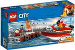 40% Korting op nieuwe Lego City 60213 Brand aan de kade seal, Nieuw, Complete set, Ophalen of Verzenden, Lego