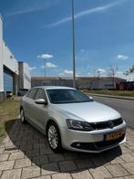 Volkswagen Jetta 1.4 TSI Hybrid 170pk 7-DSG 2013 Grijs, Auto's, Volkswagen, Stof, 74 €/maand, 4 cilinders, Origineel Nederlands