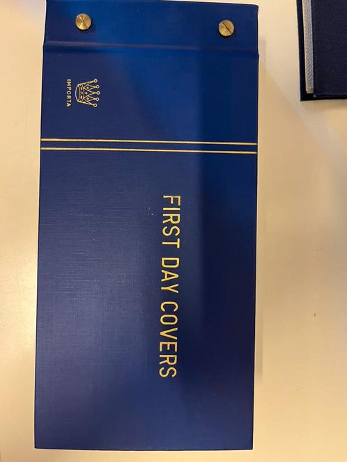 Klein FDC mapje vol met FDC, Postzegels en Munten, Postzegels | Toebehoren, Verzamelalbum, Ophalen of Verzenden