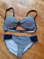 Marineblauw gestreepte bikini mt 40 cup 80B, Kleding | Dames, Badmode en Zwemkleding, Blauw, Bikini, Ophalen of Verzenden, Zo goed als nieuw