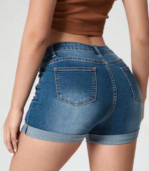 Sportieve, korte denim short mt.L-XL, Kleding | Dames, Broeken en Pantalons, Nieuw, Maat 42/44 (L), Ophalen of Verzenden