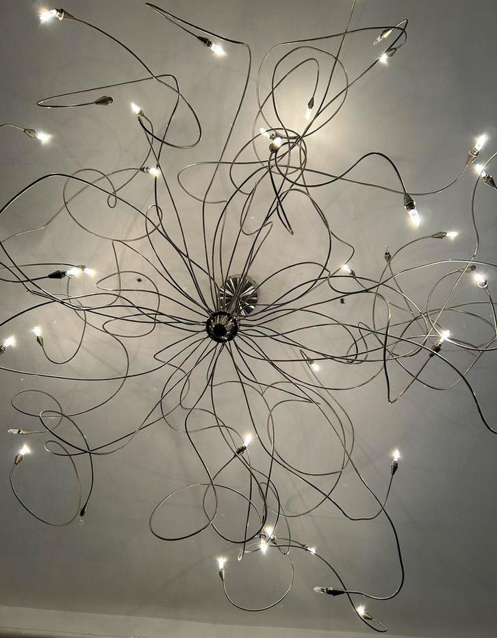 Moderne kroonluchter - Uniek Design, Huis en Inrichting, Lampen | Hanglampen, Zo goed als nieuw, 75 cm of meer, Metaal, Ophalen