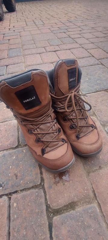 Bergschoenen maat 40 beschikbaar voor biedingen