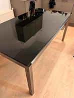 Zwarte glazentafel en ijzeren eettafel, Huis en Inrichting, Ophalen, 50 tot 100 cm, Zo goed als nieuw, 150 tot 200 cm