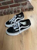 Old Skool Vans - Maat 38.5 - Goede Staat, Kleding | Dames, Schoenen, Ophalen of Verzenden, Gedragen, Zwart, Sneakers of Gympen