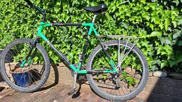 mountainbike beschikbaar voor biedingen