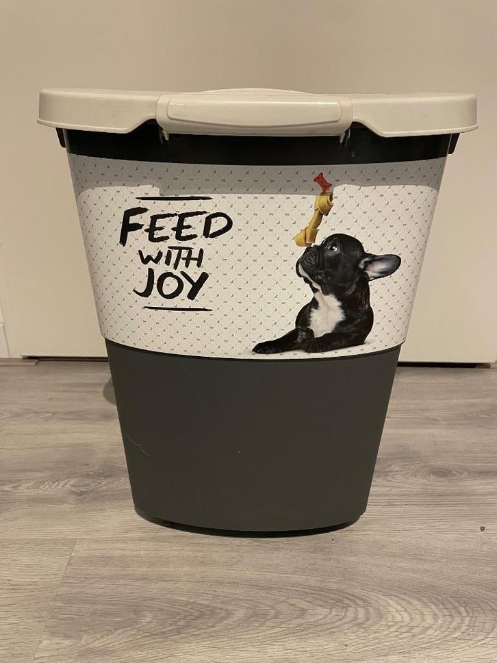 Voerton op wielen met deksel, Dieren en Toebehoren, Dierenvoeding, Hond, Ophalen