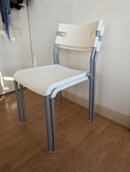 2 stapelbare IKEA LAVER stoelen in nieuwstaat, stapelbaar, Huis en Inrichting, Stoelen, Ophalen, Twee, Wit, Zo goed als nieuw
