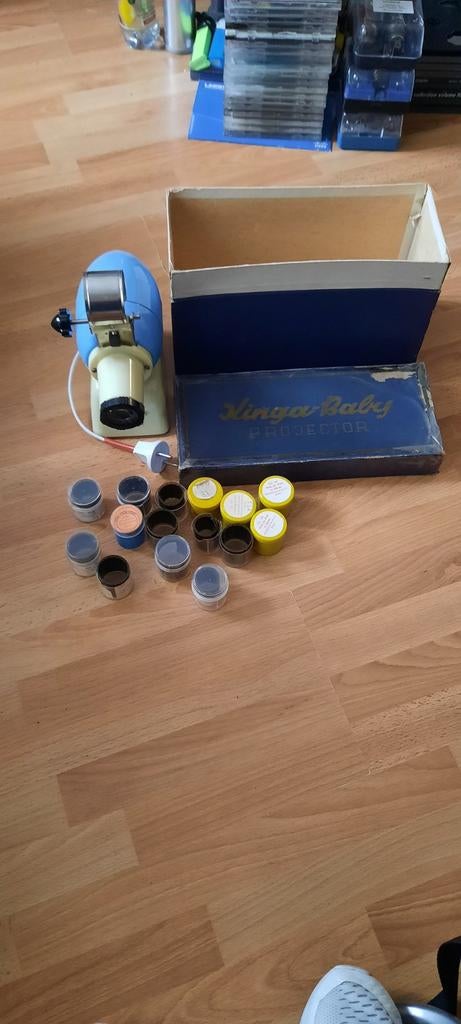 Vintage Kinga-Baby Projector met Filmpjes, Audio, Tv en Foto, Diaprojectors, Gebruikt, Ophalen of Verzenden