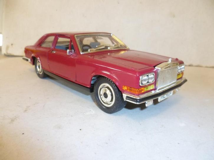 Bburago Rolls Royce Camarque 1:22 modelauto nieuwstaat, Hobby en Vrije tijd, Modelauto's | 1:24, Nieuw, Auto, Bburago, Ophalen of Verzenden