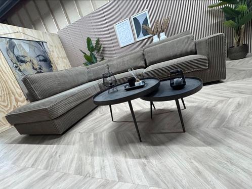 ZGAN Robuuste Ribstof Hoekbank - Taupe - 320 x 235, Huis en Inrichting, Banken | Bankstellen, Zo goed als nieuw, Hoekbank, Vierpersoons of meer