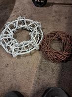 Te koop 2 kransen, Huis en Inrichting, Ophalen of Verzenden