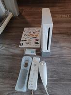 Nintendo Wii Pakket Compleet met Wii Play € 40, Ophalen of Verzenden, Gebruikt, Met 1 controller, Met games