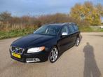 Volvo V70 2.0 T AUT 2011 Zwart R-Design Airco Cruise Control, Auto's, Parkeercamera, 1800 kg, Zwart, 4 cilinders