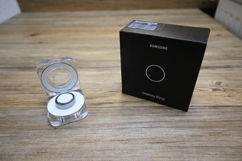 Samsung Galaxy Ring Titanium Silver Maat 11 | Nieuw in doos, Sieraden, Tassen en Uiterlijk, Activity trackers, Nieuw, Android