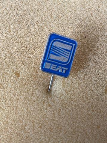 Seat speldjes pins beschikbaar voor biedingen