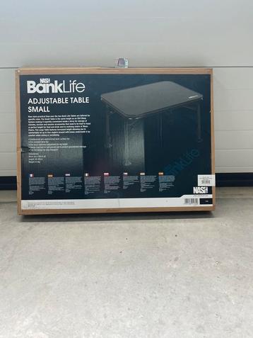 Nash tafel nieuw! beschikbaar voor biedingen