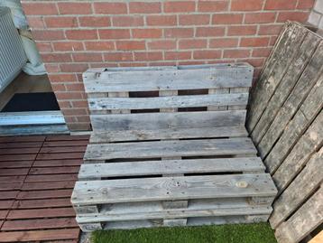 Pallet bankje beschikbaar voor biedingen