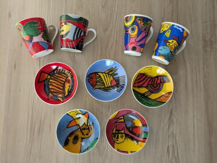 Corneille schaaltjes en mokken, Huis en Inrichting, Keuken | Servies, Zo goed als nieuw, Kop(pen) en/of Schotel(s), Overige stijlen