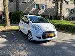 Citroën C1 1.0i 68PK 5D 2011 Wit, Auto's, Voorwielaandrijving, 4 stoelen, C1, Origineel Nederlands