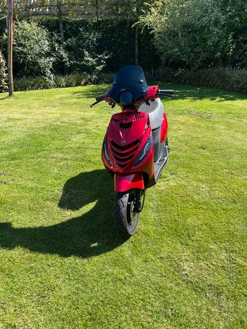 Dikke zip 80cc 4t 2005 frame a1 beschikbaar voor biedingen