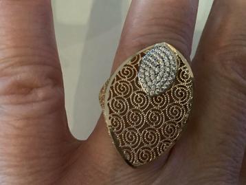 Vintage filigrein ring briljant geslepen zirkoon , 14 kar beschikbaar voor biedingen