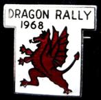 Dragon Rally 1968 broche, Verzamelen, Speldjes, Pins en Buttons, Verzenden, Nieuw, Sport, Speldje of Pin