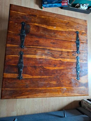 salontafel/dekenkist beschikbaar voor biedingen
