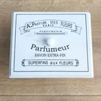 Houten Parfum / Zeep doosje met deksel | 18 x 15 x 8 cm, Gebruikt, Ophalen of Verzenden