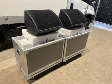 4x 12 inch monitor / top speakers copy max12 inclusief cases beschikbaar voor biedingen
