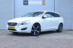 Volvo V60 1.6 T3 Summum Leder, 18" Alu, Nw Drukgroep/Massa v, Auto's, Voorwielaandrijving, Zwart, 4 cilinders, Wit