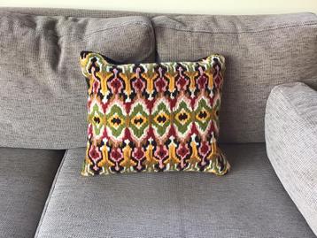 Kussen 42 x 37cm 100% scheerwol, ruggensteun NIEUW beschikbaar voor biedingen