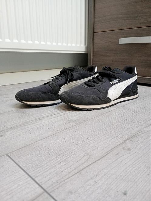 Puma sportschoenen maat 43, Kleding | Heren, Schoenen, Zo goed als nieuw, Sportschoenen, Zwart, Ophalen of Verzenden