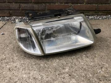 Koplamp Citroën Saxo origineel Valeo rechtsvoor beschikbaar voor biedingen