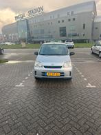 Daihatsu Cuore 1.0 AUTOMAAT 5deurs 2004 grijs APK DEC 2025!, Auto's, 15 km/l, 600 kg, Origineel Nederlands, 989 cc