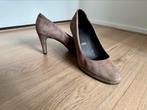 Manfield gesloten pumps, taupe, maat 39, Pumps, Bruin, Ophalen of Verzenden, Zo goed als nieuw