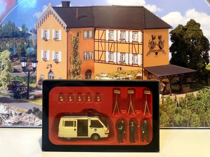 Preiser Set Verkeerspolitie België - Zeldzaam, Hobby en Vrije tijd, Modeltreinen | H0, Nieuw, Overige typen, Gelijkstroom of Wisselstroom