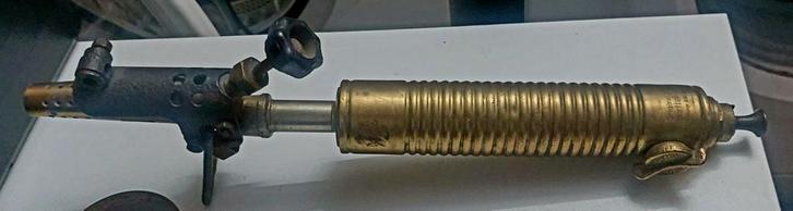 Mooie Antieke benzinebrander
Merk: Barthel Germany, Antiek en Kunst, Antiek | Koper en Brons, Ophalen of Verzenden