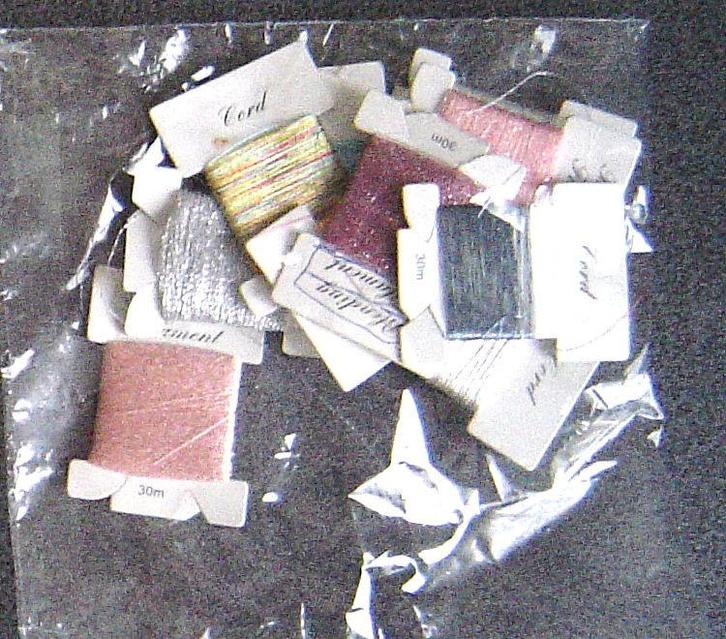 Borduurgaren in zakje, Hobby en Vrije tijd, Kaarten | Zelf maken, Zo goed als nieuw, Overige typen, Overige thema's, Verzenden