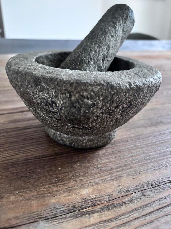 Authentieke Stenen Vijzel met Stamper, Huis en Inrichting, Keuken | Keukenbenodigdheden, Gebruikt, Ophalen of Verzenden