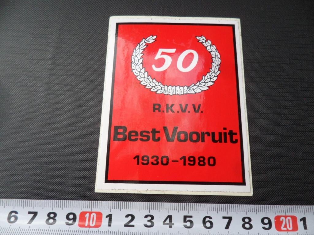 sticker voetbal RKVV best vooruit 50 jaar 1930-1980 *, Verzamelen, Ophalen, Zo goed als nieuw