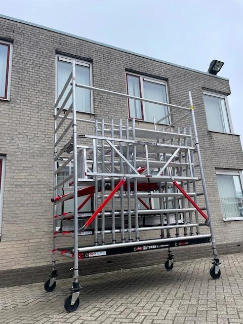 Altrex Rolsteiger, Doe-het-zelf en Verbouw, Steigers, Zo goed als nieuw, Rolsteiger of Kamersteiger, 5 meter of hoger, Ophalen