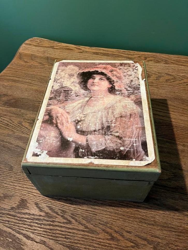 Beocante doos, Antiek en Kunst, Curiosa en Brocante, Ophalen of Verzenden