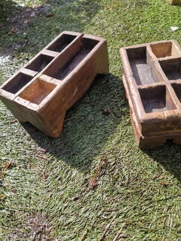 2 antieke houten beteldoosjes(Java begin 20ste eeuw)brocante