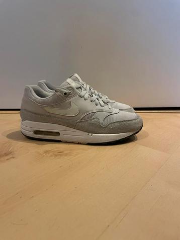 Nike Air Max 1 “Lilac” maat 39. beschikbaar voor biedingen