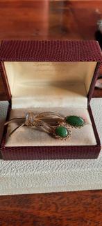 Vintage filigrain  broche met jade., Sieraden, Tassen en Uiterlijk, Broches, Overige materialen, 4 tot 7 cm, Ophalen of Verzenden