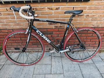Cube Aerial racefiets – damesfiets beschikbaar voor biedingen
