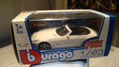 Bburago Mercedes-Benz SLS AMG Roadster metallic white 1:43 n, Hobby en Vrije tijd, Modelauto's | 1:43, Nieuw, Auto, Overige merken